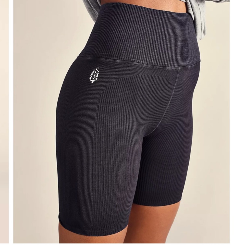 Happiness Runs Bike Short